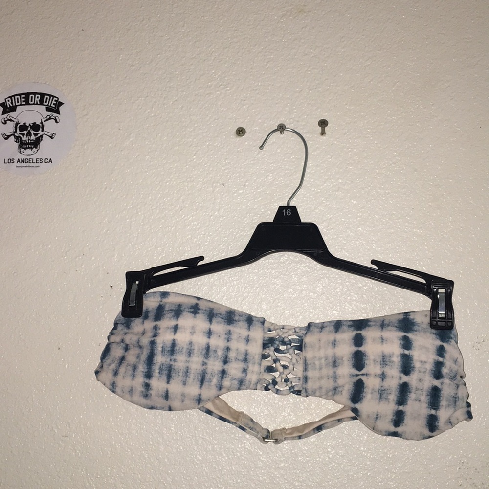 Bandeau bikini top